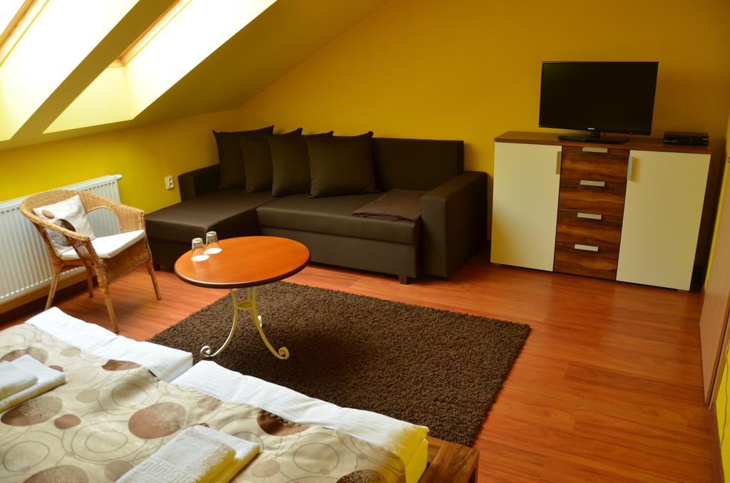 Hotel Penzion Bokros Patince Exteriér fotografie
